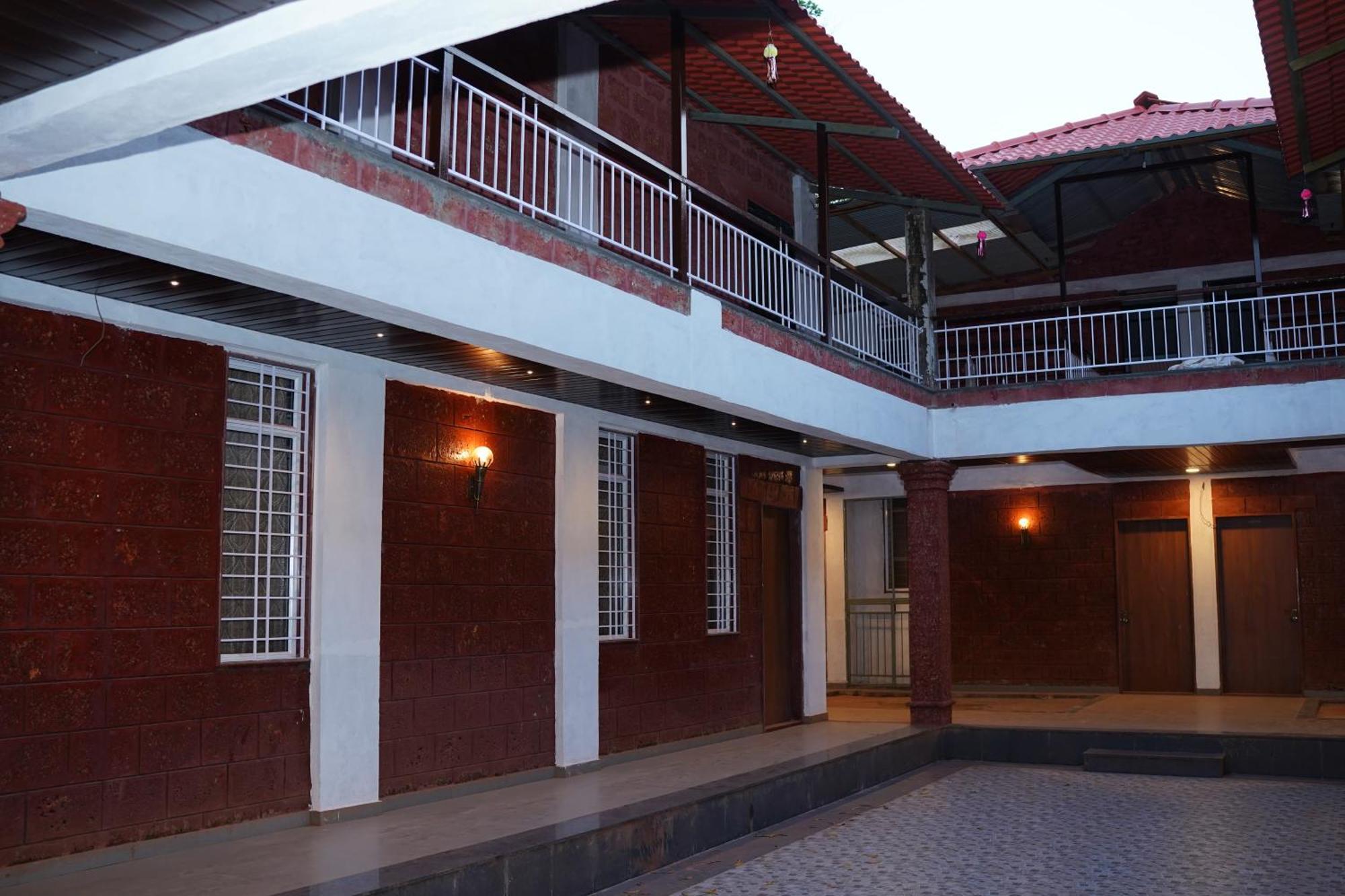 Vanvarsha Resort Chandoli Екстериор снимка